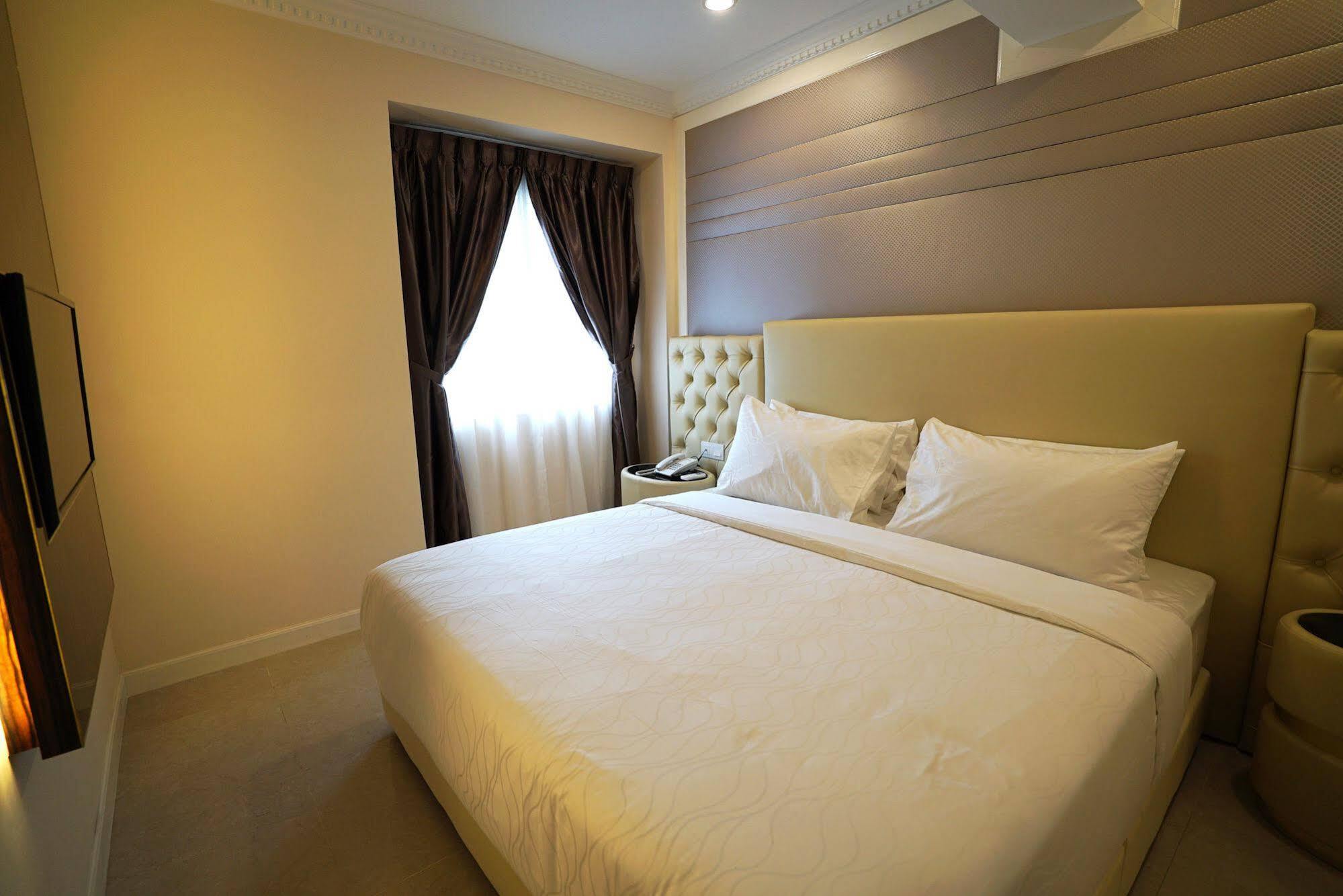 Ritzton Hotel Johor Bahru Exterior foto